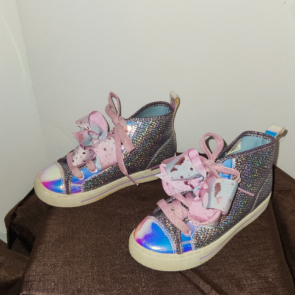 Shimmering Girls Sneaker JoJo Siwa Outdated But Still Cute Sz. 1